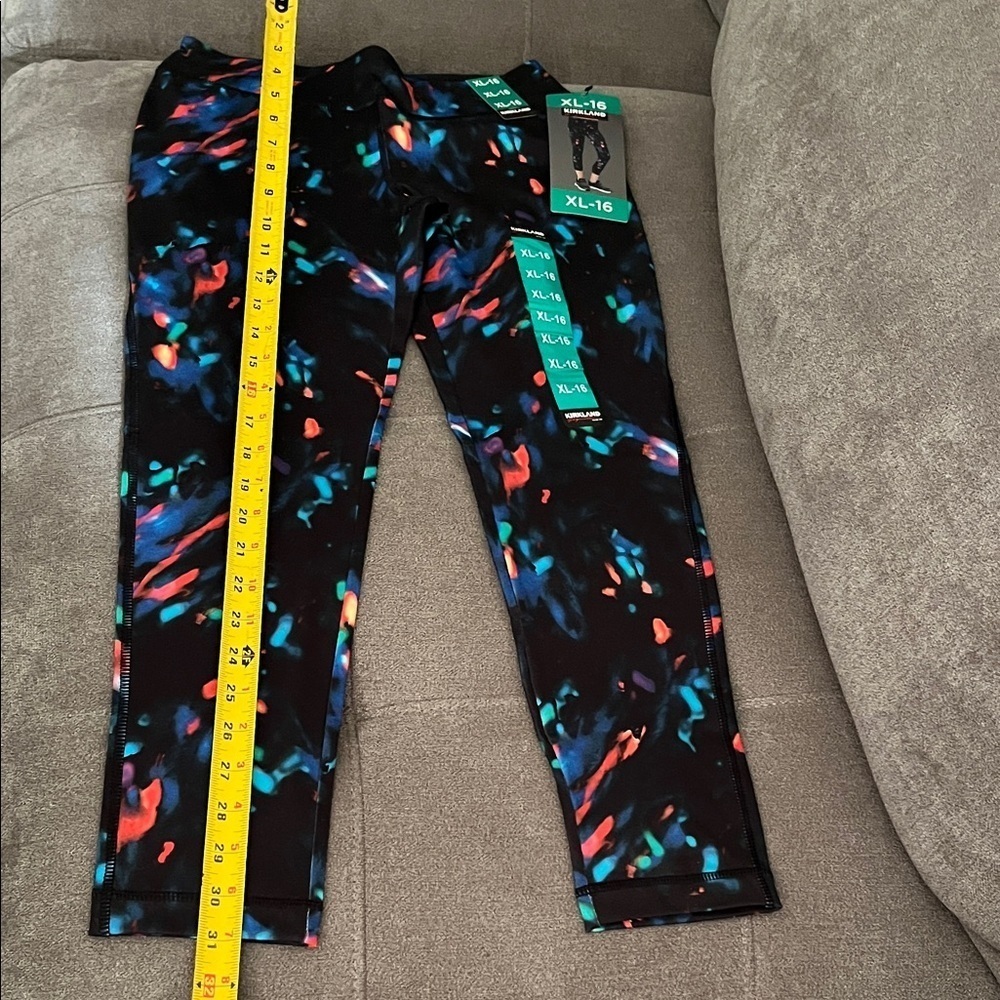 Kirkland Signature Black Multicolor Kids Leggings - Picture 4 of 11